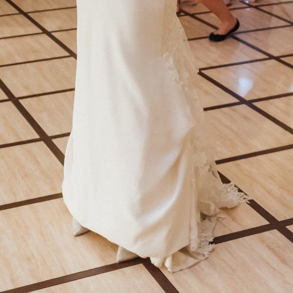 Pronovia Barcelona Wedding Dress. Size 12. White - Ivory - Picture 10 of 15